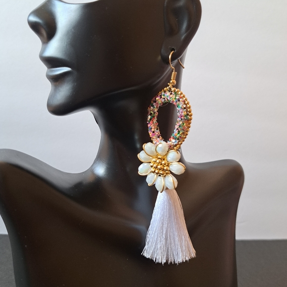 Earrings 100% handmade white color - Picture 1 of 3